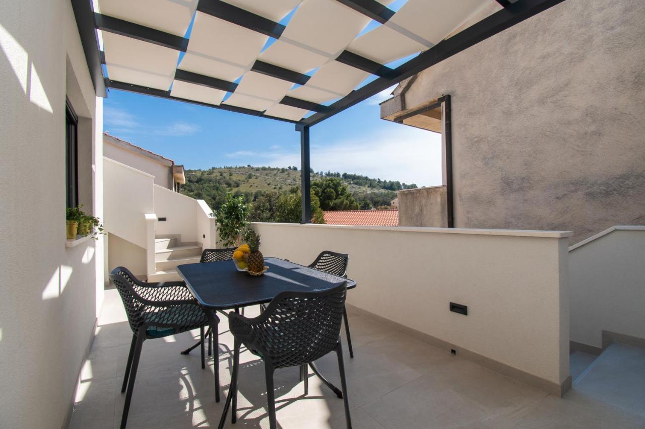 Apartmani Monika Zaboric Exterior photo